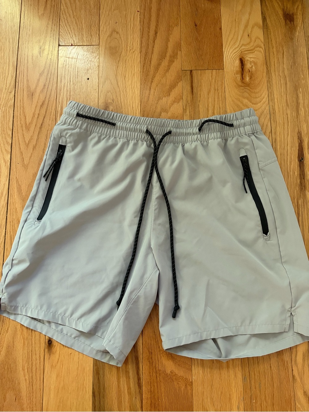 Men's Lightweight Grey Athletic Shorts with Zipper Pockets from PacSun